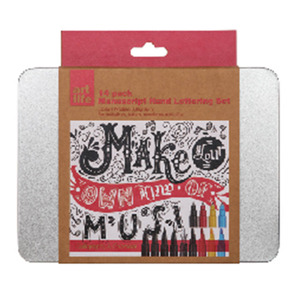 SET DE LETTERING 14U    CONTIENE(4 MARCADORES DE COLOR 1MM PUNTA FINA Y 3MM PUNTA PINCEL. 4 MARCADORES NEGROS PUNTA 2.0/1.5/2/1MM, 1 PLUMA FUENTA CON 4 CARTUCHOS DE TINTA) SET DE LETTERING 14U    CONTIENE(4 MARCADORES DE COLOR 1MM PUNTA FINA Y 3MM PUNTA PINCEL. 4 MARCADORES NEGROS PUNTA 2.0/1.5/2/1MM, 1 PLUMA FUENTA CON 4 CARTUCHOS DE TINTA)