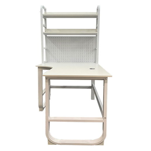 ESCRITORIO EN L CON PEGBOARD
